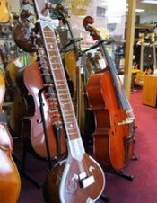 Strings_175x226