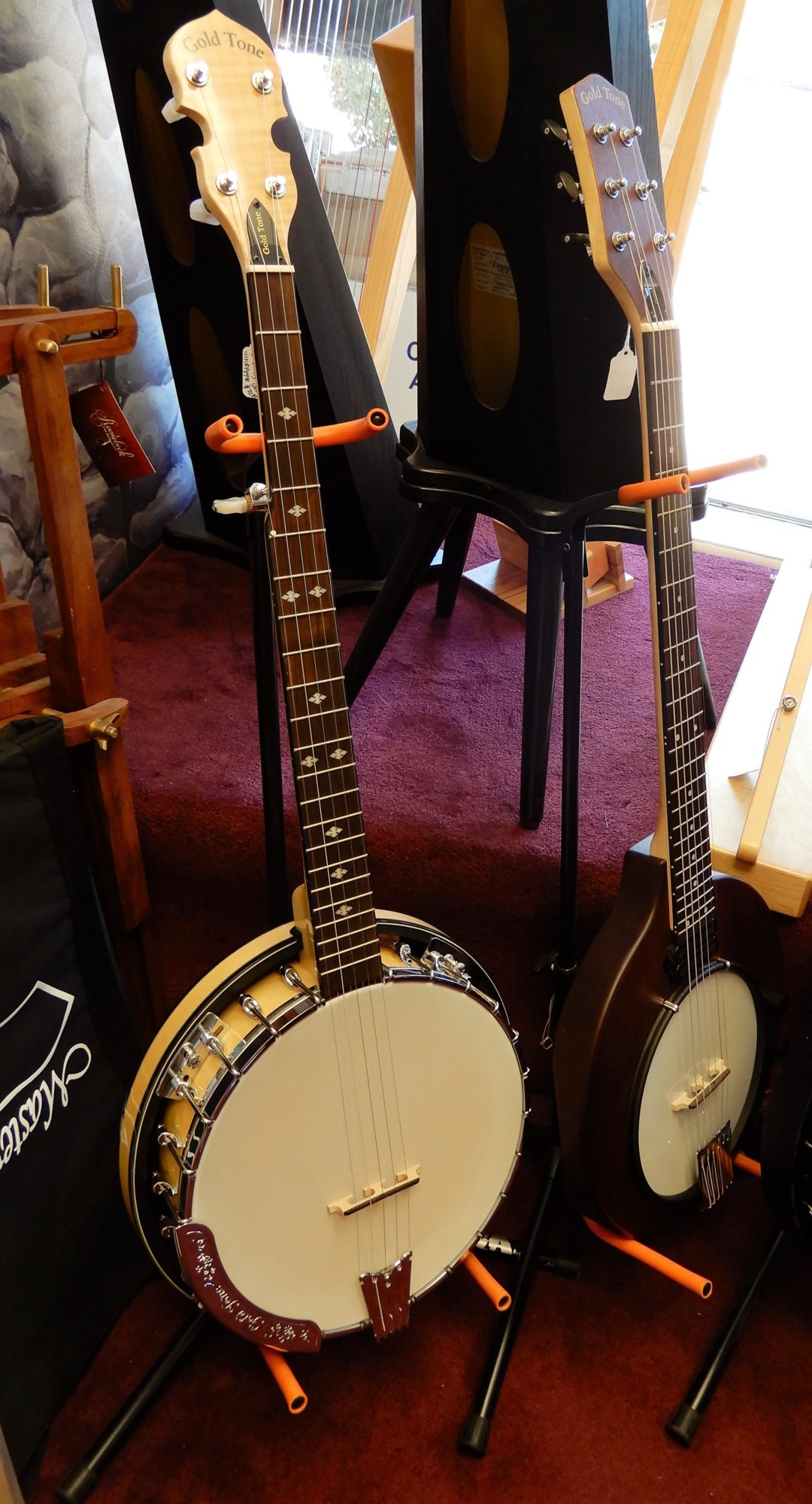 Gold Tone MC150 5string, Flamed Maple Banjo w/case MIR Music